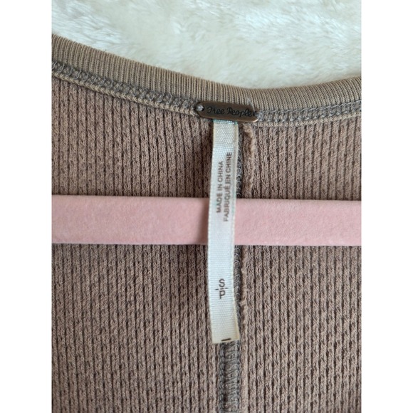 Free People Waffle Knit Bell Sleeve Thermal Top Mocha Brown Size S - Picture 6 of 7